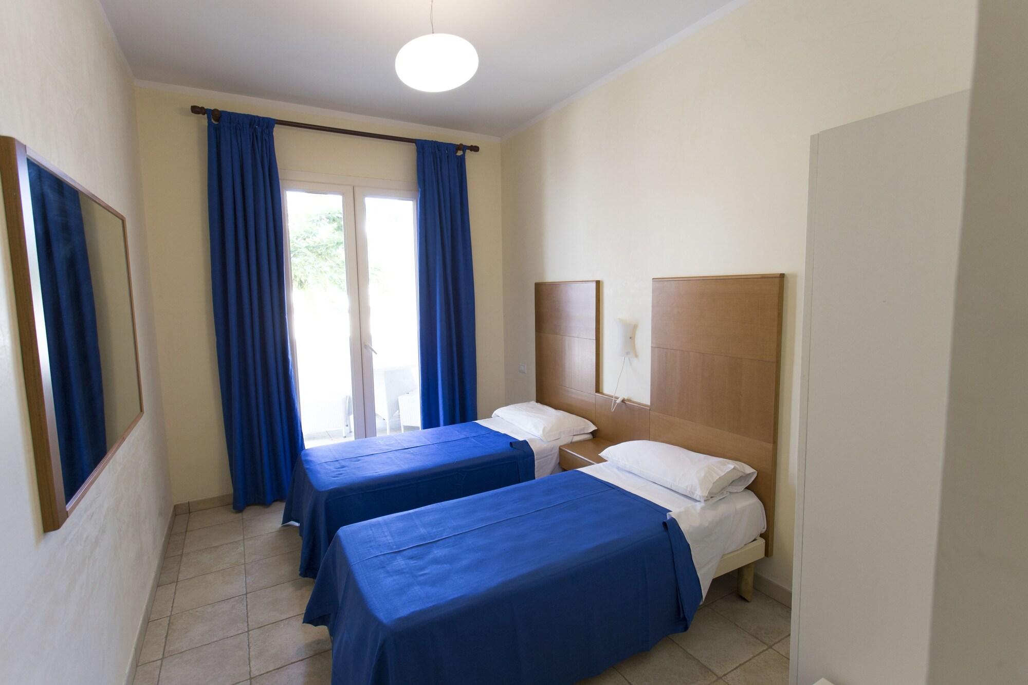 Hotel Resort Portoselvaggio Сант'Изидоро Екстериор снимка